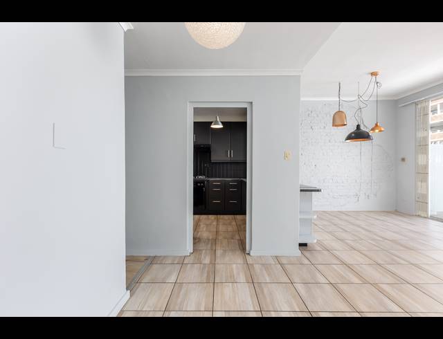 3 BEDROOM HOUSE RENTED IN SEA POINT